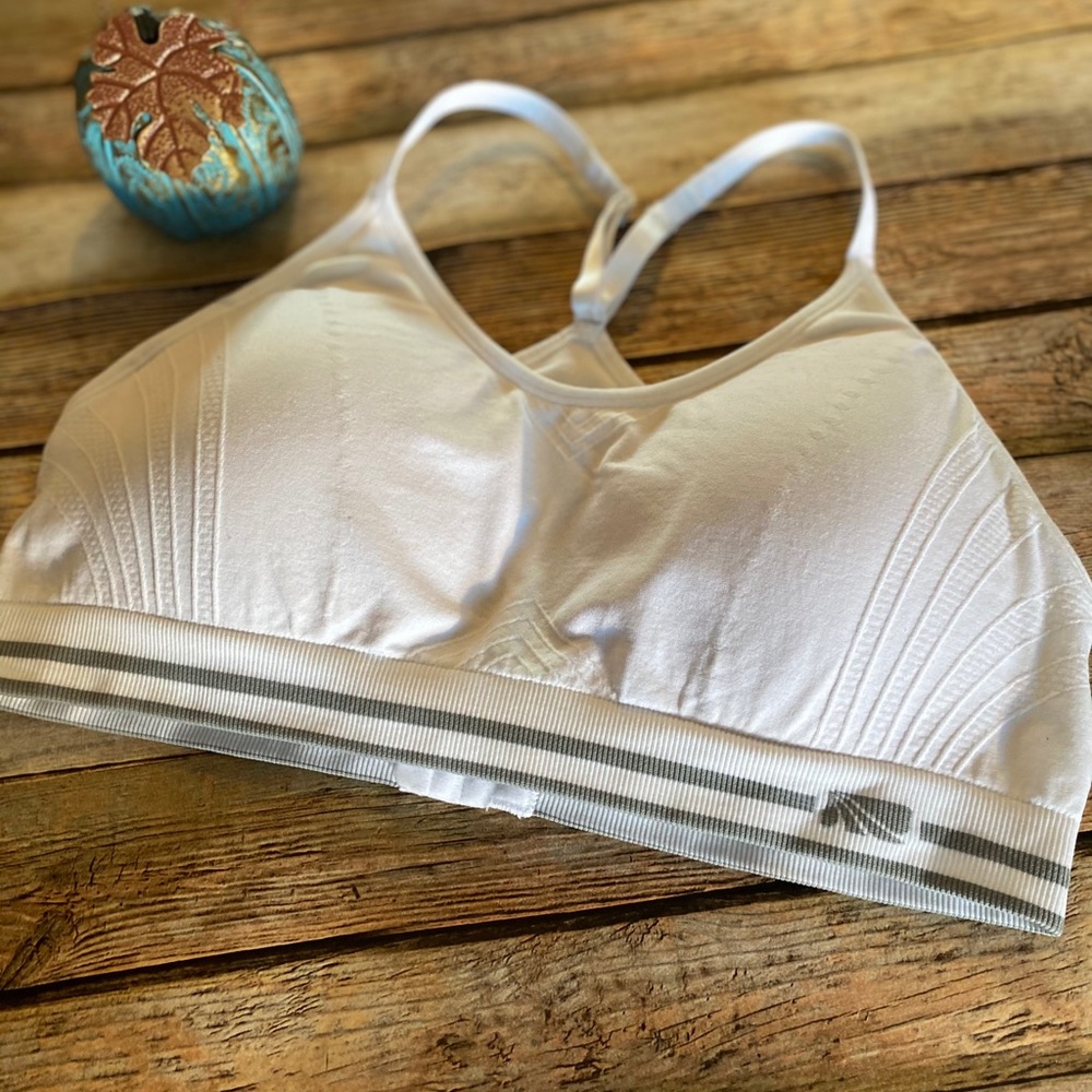 Marikatek White Sports Bra Size L 36C/38B